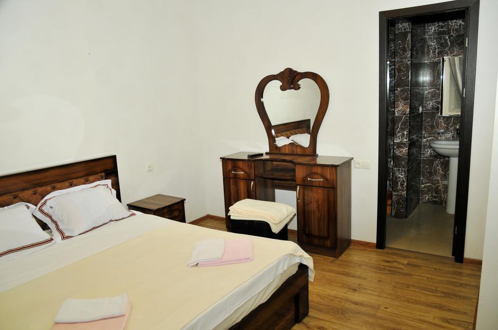 Alma-Ata Hotel Borjomi Quarto foto
